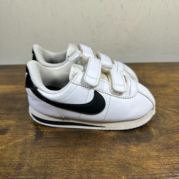 Nike Cortez Basic SL White Black 904769-102 Athletic Shoes Sneakers Kids Size 8c - Picture 1 of 8